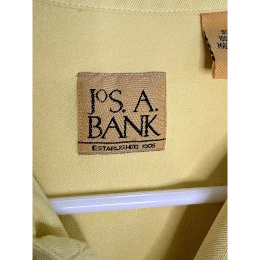 Jos. A. Bank Mens Yellow 100% Silk Herringbone Short Sleeve Button Down Shirt L